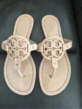 Tory Burch Beige Patent Leather Miller Thong Sandals